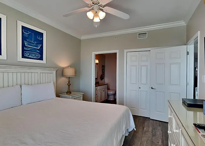 Apartment Crystal Shores #1302